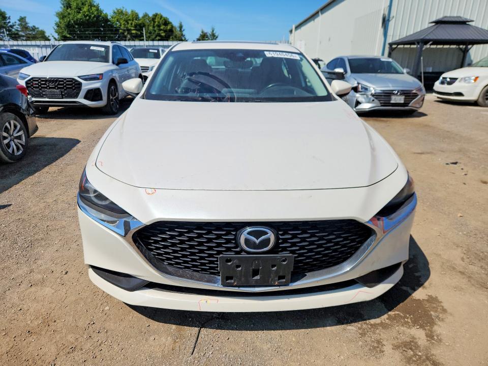 61940456 :رقم المزاد ، JM1BPBDM9K1147475 vin ، 2019 Mazda 3 مزاد بيع