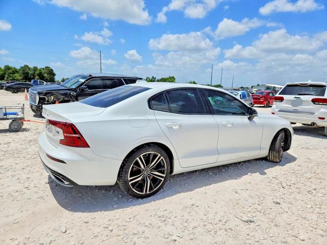 Продажа на аукционе авто 2019 Volvo S60, vin: 7JRA22TM3KG012258, номер лота: 58097936