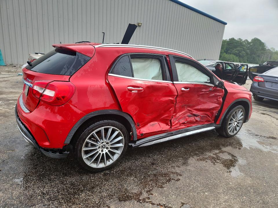 62417676 :رقم المزاد ، WDCTG4GB9JJ502941 vin ، 2018 Mercedes-benz Gla مزاد بيع