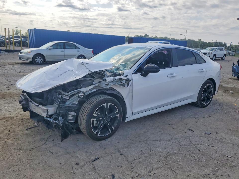 2022 Kia K5 მანქანა იყიდება აუქციონზე, vin: 5XXG64J2XNG087898, აუქციონის ნომერი: 62010616