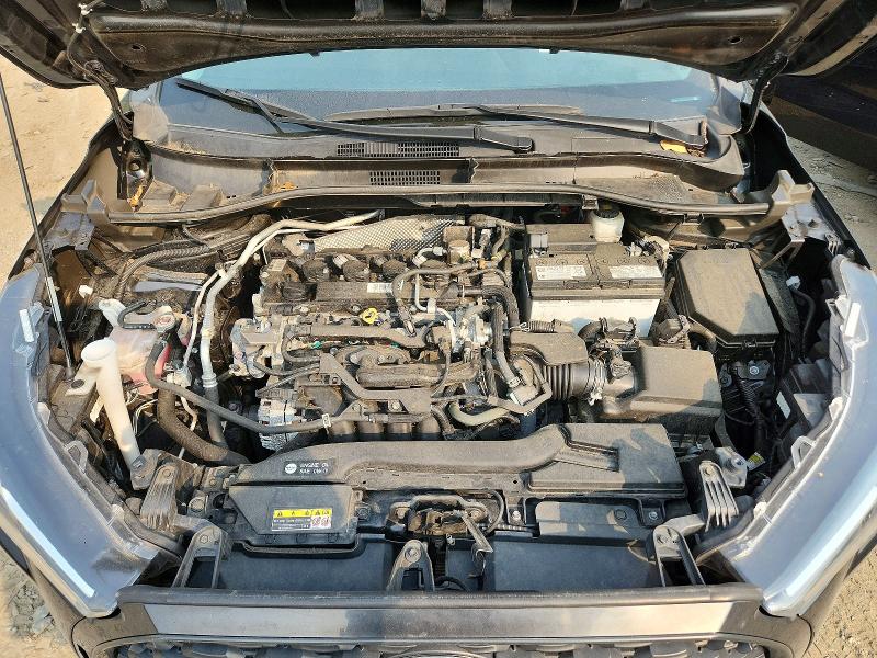 Продаж на аукціоні авто 2022 Toyota Corolla Cross, vin: 7MUCAAAG5NV001585, номер лоту: 61170646