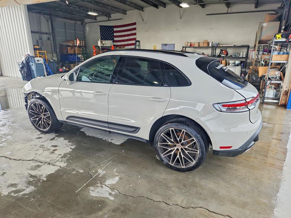 Aukcja sprzedaży 2026 Porsche Macan, vin: WP1AA2A57TLB09418, numer aukcji: 60935776
