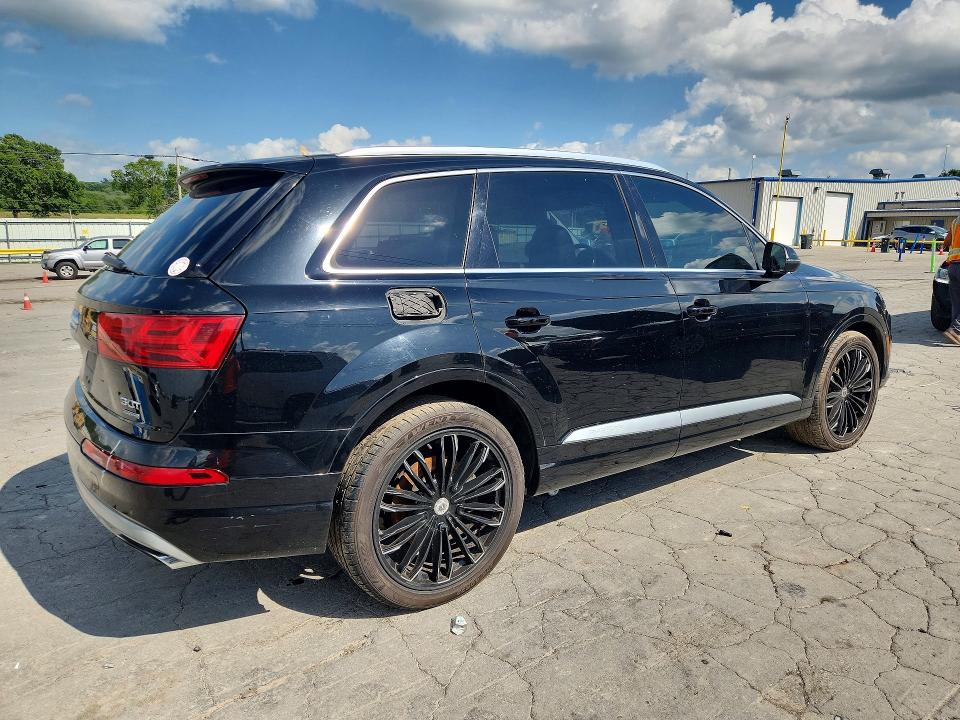 Aukcja sprzedaży 2018 Audi Q7, vin: WA1LAAF71JD037308, numer aukcji: 61779246