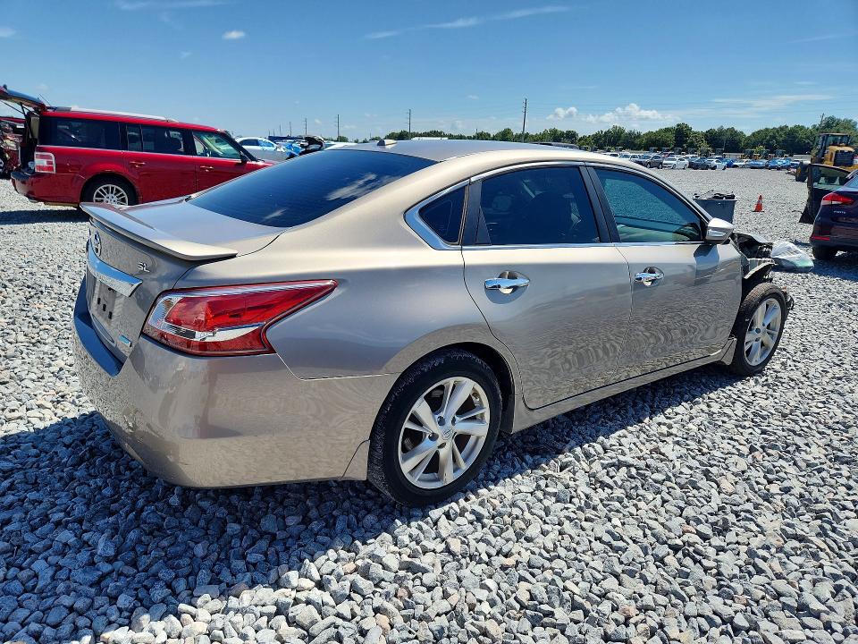 2013 Nissan Altima მანქანა იყიდება აუქციონზე, vin: 1N4AL3AP5DN552472, აუქციონის ნომერი: 59873456