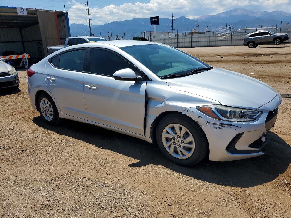 2018 Hyundai Elantra მანქანა იყიდება აუქციონზე, vin: KMHD74LF2JU611626, აუქციონის ნომერი: 61545556