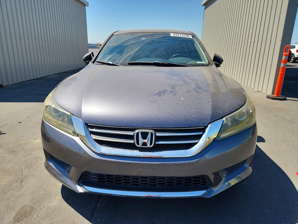62275336 :رقم المزاد ، 1HGCR2F37FA141622 vin ، 2015 Honda Accord مزاد بيع