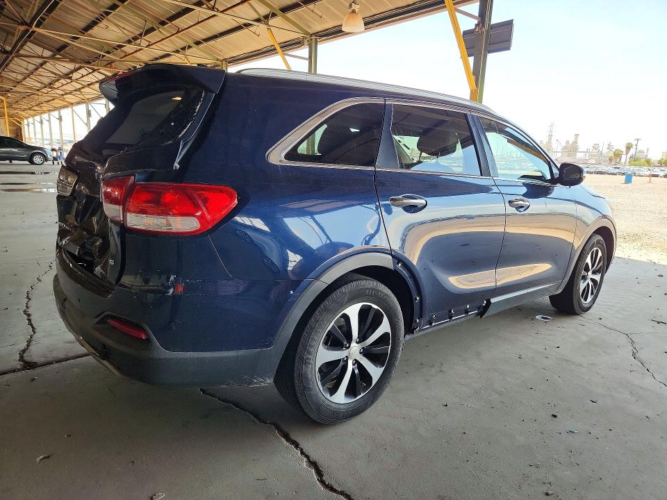 Продажа на аукционе авто 2016 Kia Sorento, vin: 5XYPH4A59GG001144, номер лота: 61107746