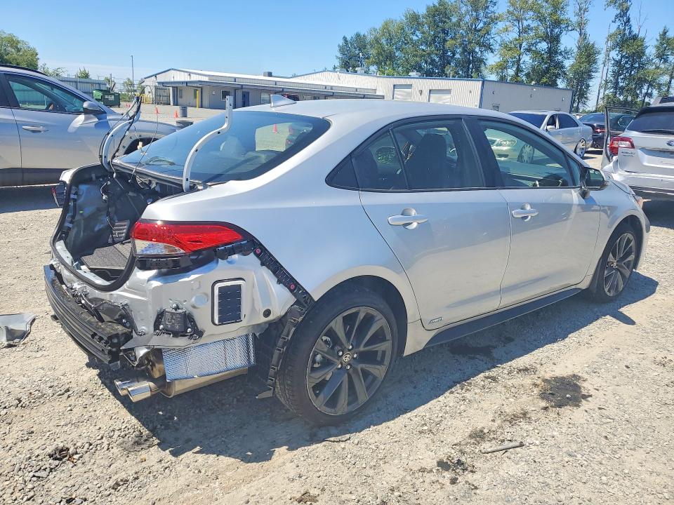 61176306 :رقم المزاد ، JTDBDMHE0T3030770 vin ، 2026 Toyota Corolla Hybrid مزاد بيع