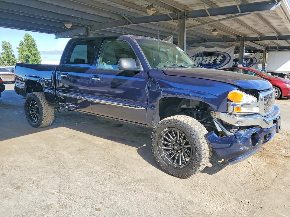 59630446 :رقم المزاد ، 2GTEC13T551236857 vin ، 2005 Gmc New Sierra مزاد بيع