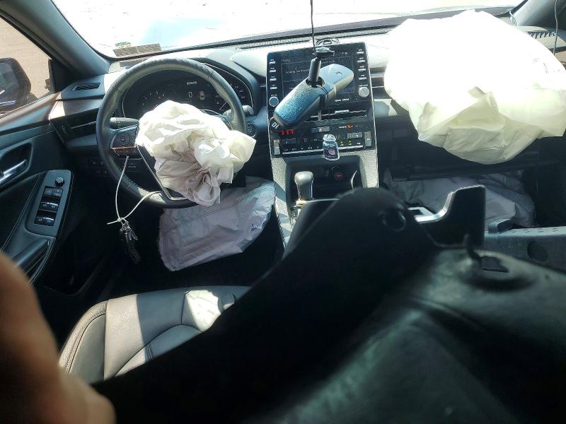 62293226 :رقم المزاد ، 4T1AZ1FB9NU079284 vin ، 2022 Toyota Avalon مزاد بيع