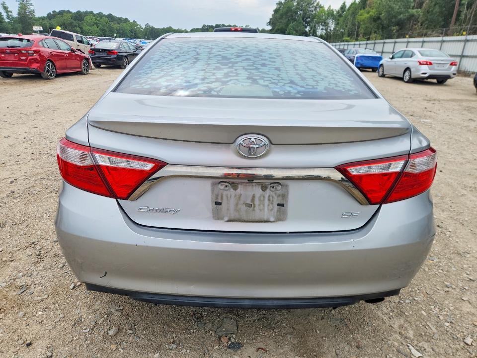 2015 Toyota Camry მანქანა იყიდება აუქციონზე, vin: 4T1BF1FK2FU060011, აუქციონის ნომერი: 61717106