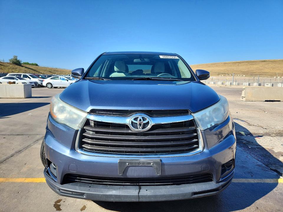 Продажа на аукционе авто 2015 Toyota Highlander, vin: 5TDBKRFH5FS217537, номер лота: 60897056