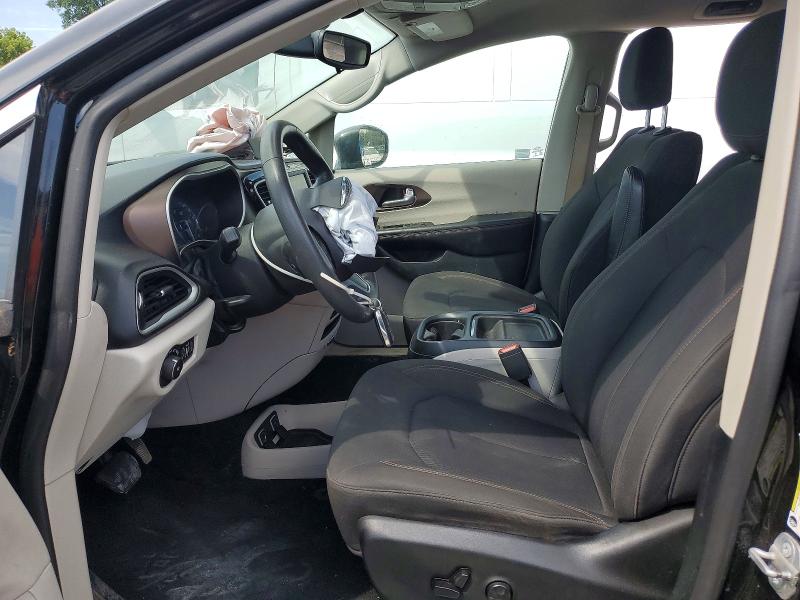 58763756 :رقم المزاد ، 2C4RC1FG4JR125972 vin ، 2018 Chrysler Pacifica مزاد بيع