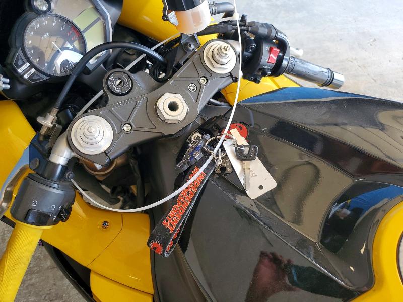 60087256 :رقم المزاد ، JYARN23E89A002741 vin ، 2009 Yamaha Yzfr1 مزاد بيع