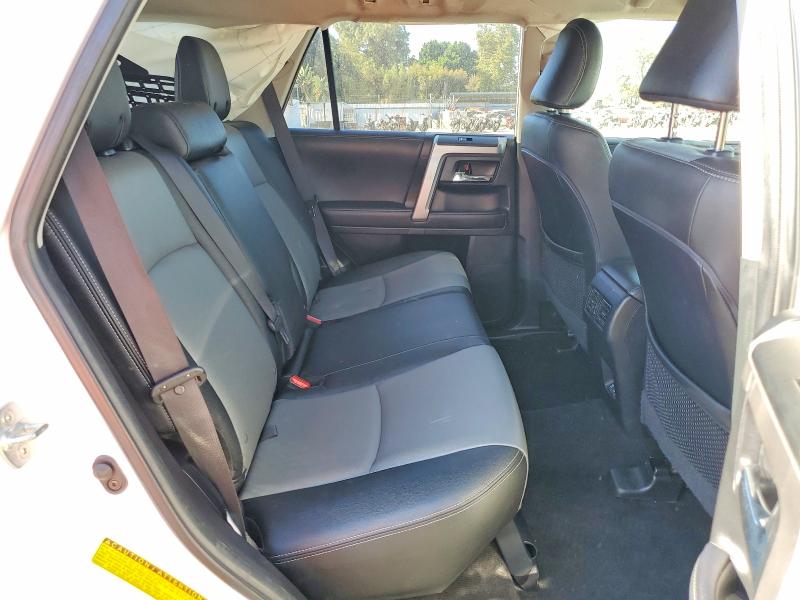 Продажа на аукционе авто 2020 Toyota 4runner, vin: JTEBU5JR4L5781633, номер лота: 59894006