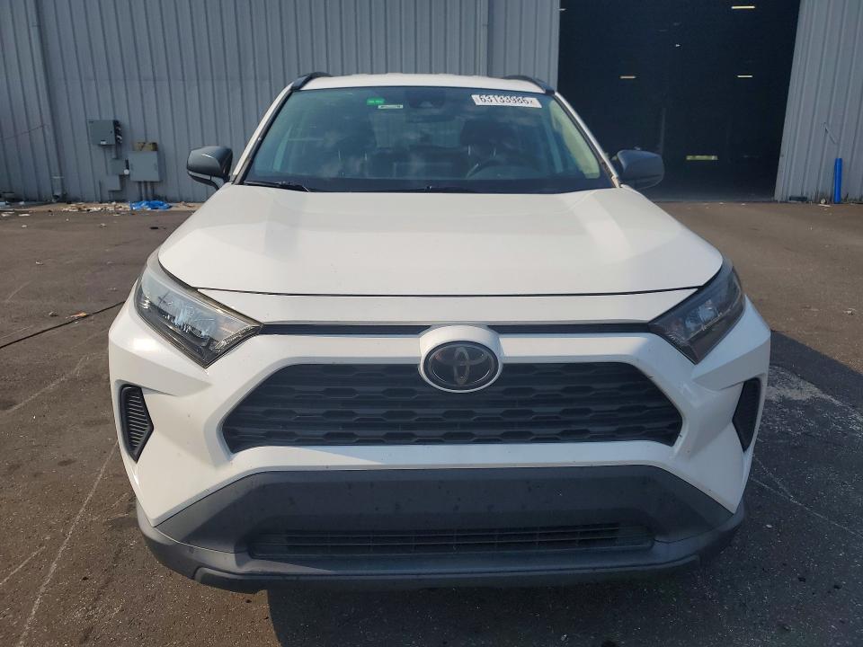 63133986 :رقم المزاد ، 2T3H1RFV8KW036573 vin ، 2019 Toyota Rav4 مزاد بيع