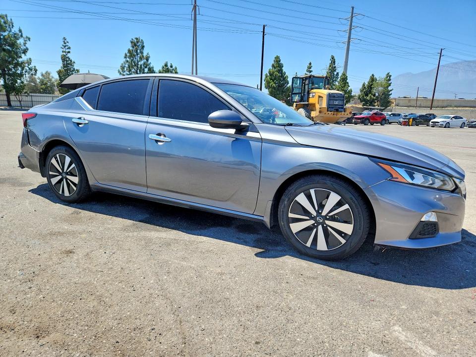 Продаж на аукціоні авто 2022 Nissan Altima, vin: 1N4BL4DV2NN371397, номер лоту: 63377266