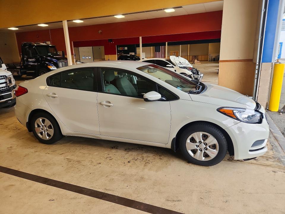 Продажа на аукционе авто 2014 Kia Forte, vin: KNAFK4A65E5139238, номер лота: 60872086
