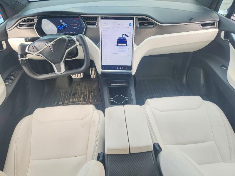 2017 Tesla Model X მანქანა იყიდება აუქციონზე, vin: 5YJXCBE40HF075999, აუქციონის ნომერი: 61919646