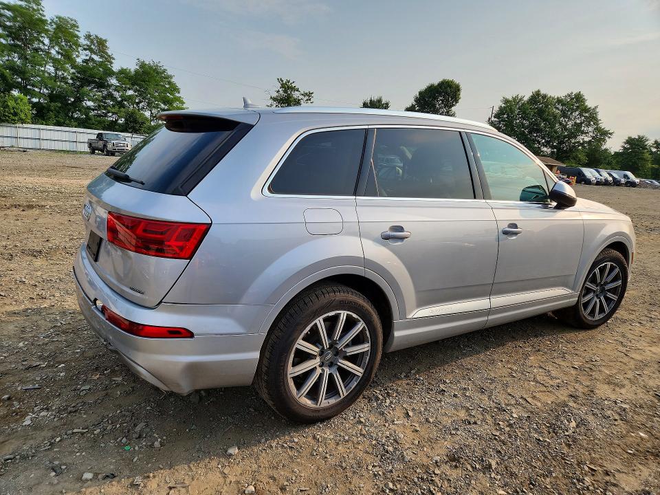 2019 Audi Q7 მანქანა იყიდება აუქციონზე, vin: WA1AAAF73KD046150, აუქციონის ნომერი: 62201666
