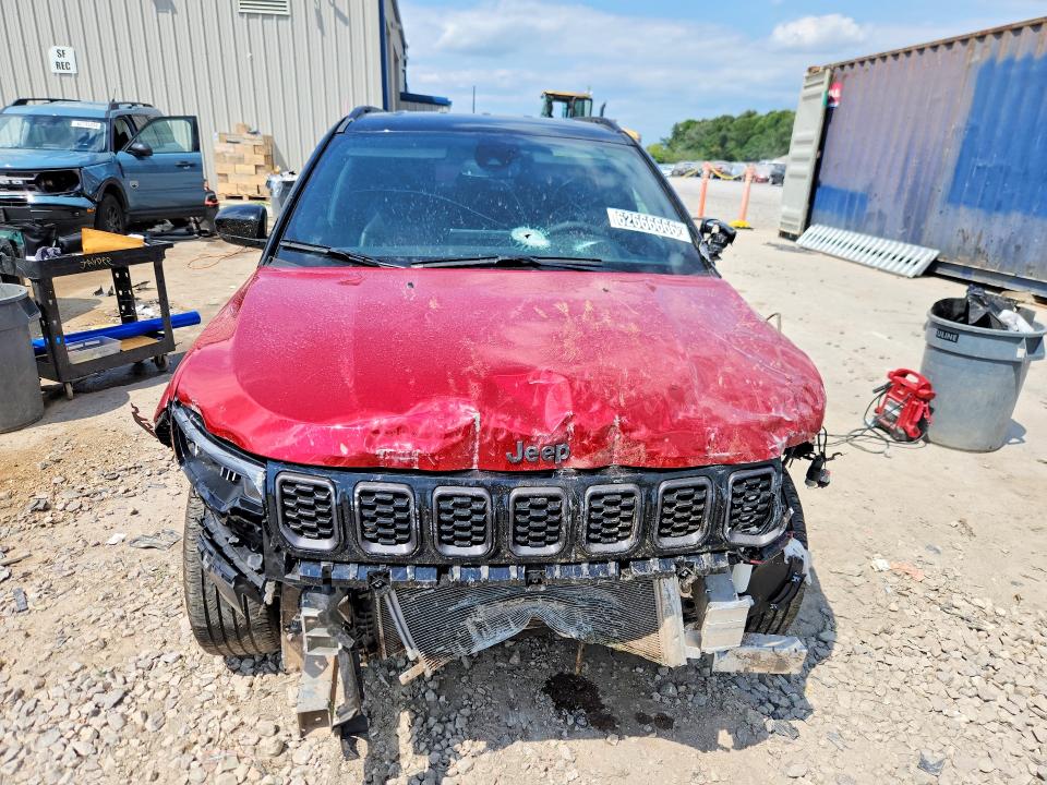 62666666 :رقم المزاد ، 3C4NJDCN8TT224223 vin ، 2026 Jeep Compass مزاد بيع