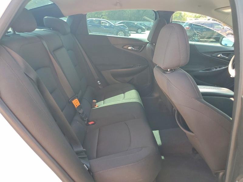 60281166 :رقم المزاد ، 1G1ZD5ST8KF164198 vin ، 2019 Chevrolet Malibu مزاد بيع