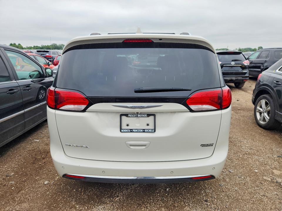 Продажа на аукционе авто 2017 Chrysler Pacifica, vin: 2C4RC1EG6HR743810, номер лота: 61983336