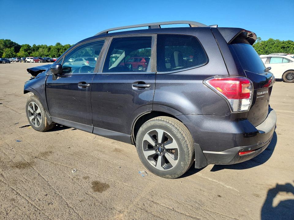Продажа на аукционе авто 2018 Subaru Forester, vin: JF2SJARC1JH421173, номер лота: 62725646