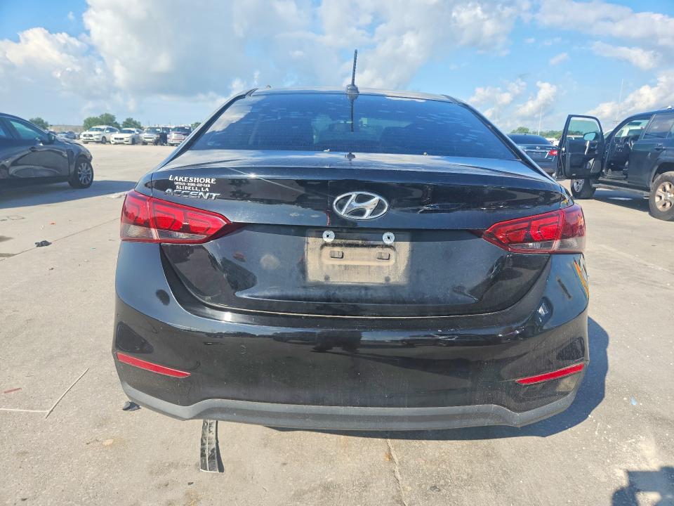 Auction sale of the 2018 Hyundai Accent, vin: 3KPC24A37JE030855, lot number: 59917136