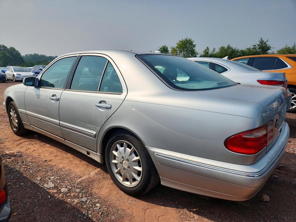 Продажа на аукционе авто 2000 Mercedes-benz E, vin: WDBJF65J9YB163851, номер лота: 61363106