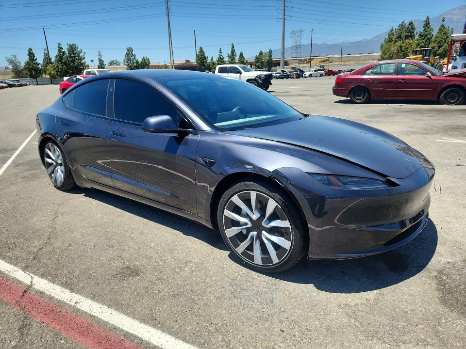 Продажа на аукционе авто 2024 Tesla Model 3, vin: 5YJ3E1EA2RF771550, номер лота: 62124976