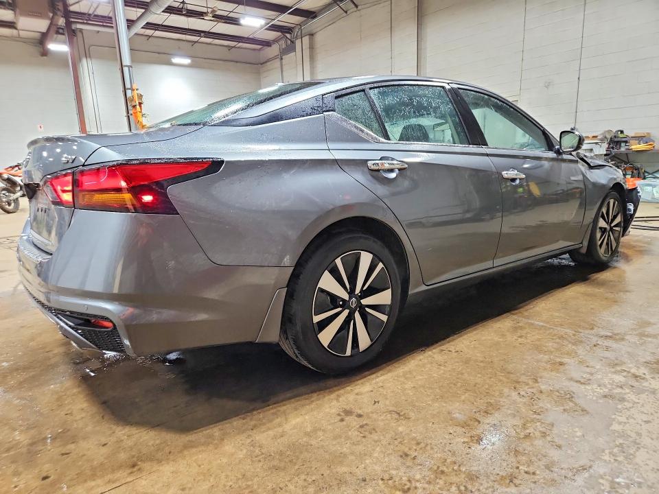 Продаж на аукціоні авто 2021 Nissan Altima, vin: 1N4BL4DV8MN311932, номер лоту: 61532386