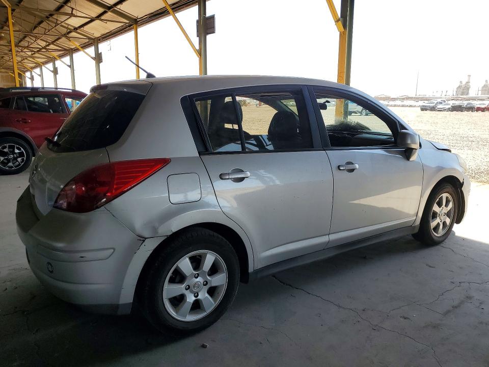 2007 Nissan Versa მანქანა იყიდება აუქციონზე, vin: 3N1BC13EX7L358896, აუქციონის ნომერი: 59964416