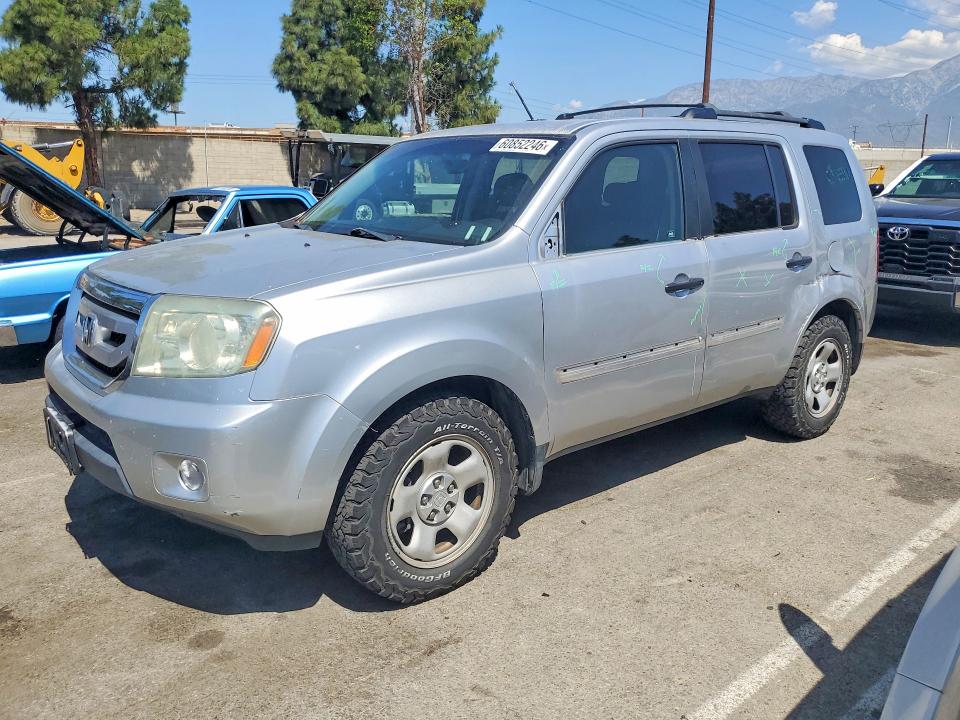 60852246 :رقم المزاد ، 5FNYF4H26BB011393 vin ، 2011 Honda Pilot مزاد بيع