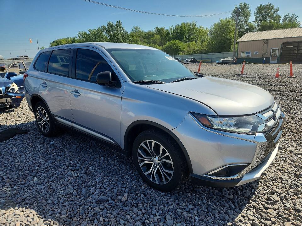 2017 Mitsubishi Outlander მანქანა იყიდება აუქციონზე, vin: JA4AZ2A30HZ051157, აუქციონის ნომერი: 60835886