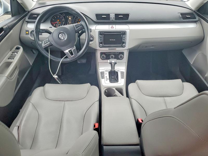 59823906 :رقم المزاد ، WVWXK7AN2AE148425 vin ، 2010 Volkswagen Passat مزاد بيع