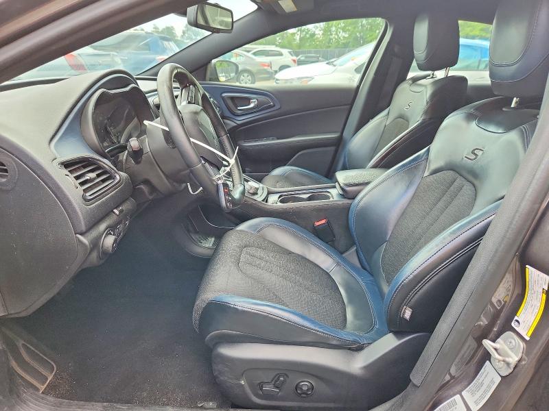 62750606 :رقم المزاد ، 1C3CCCBB7FN554611 vin ، 2015 Chrysler 200 مزاد بيع