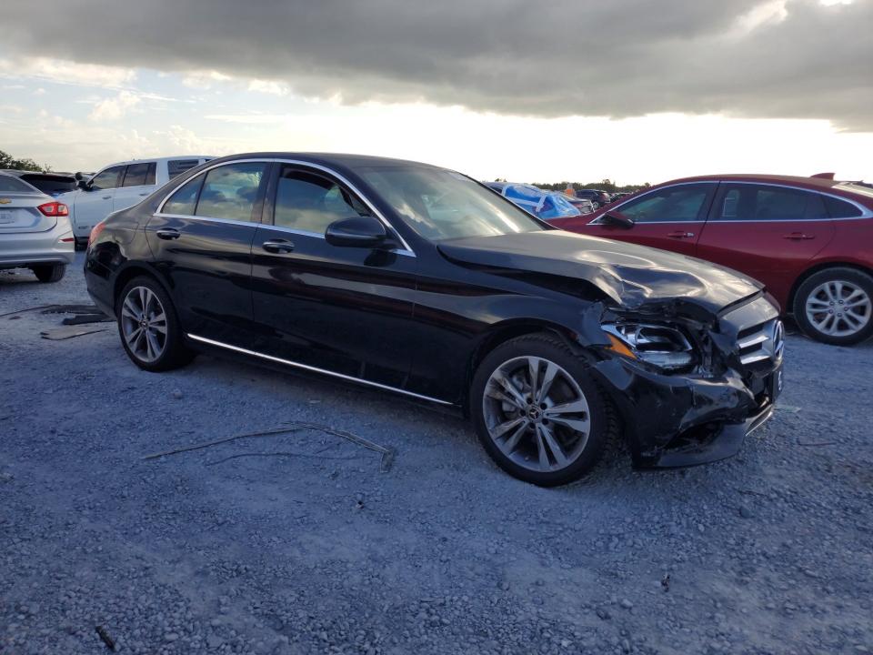 2018 Mercedes-benz C მანქანა იყიდება აუქციონზე, vin: 55SWF4KB6JU276795, აუქციონის ნომერი: 60527856