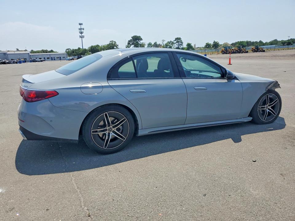 61947016 :رقم المزاد ، W1KLF4HB2RA067401 vin ، 2024 Mercedes-benz E مزاد بيع