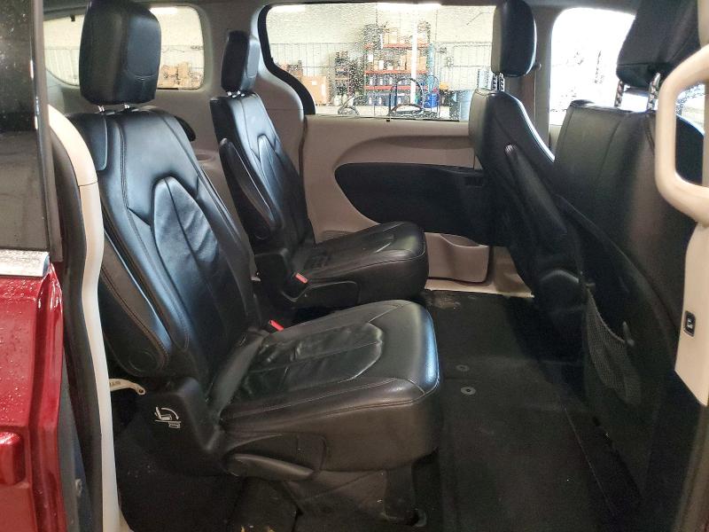 57721136 :رقم المزاد ، 2C4RC1BG3HR551250 vin ، 2017 Chrysler Pacifica مزاد بيع
