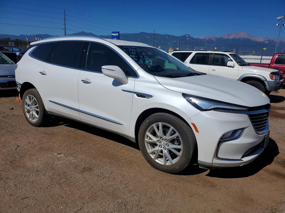 61856206 :رقم المزاد ، 5GAERCKW5RJ137782 vin ، 2024 Buick Enclave مزاد بيع