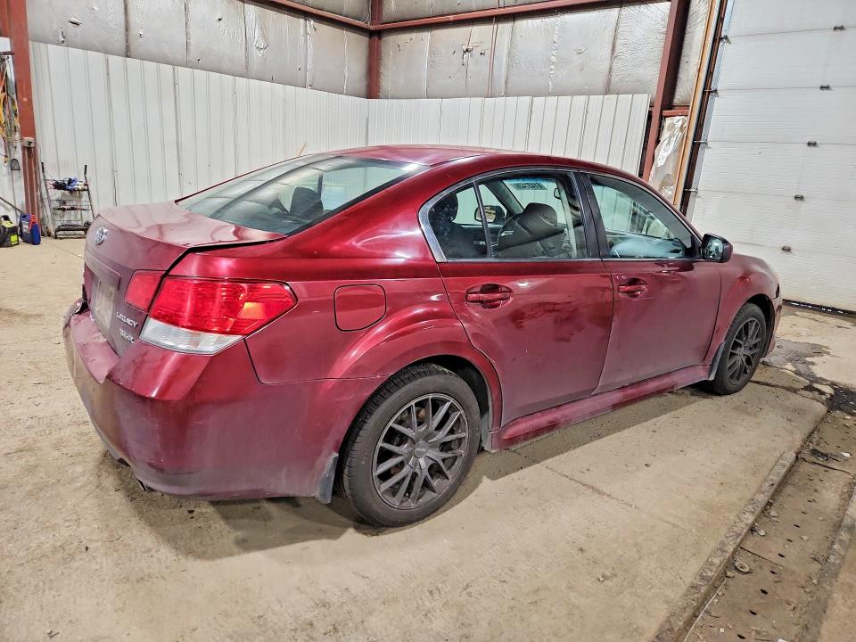 61431426 :رقم المزاد ، 4S3BMDA67B2243044 vin ، 2011 Subaru Legacy مزاد بيع