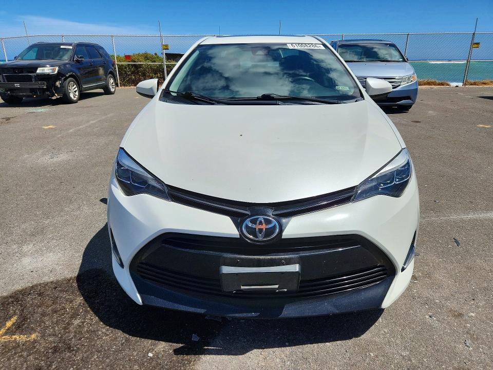 2018 Toyota Corolla მანქანა იყიდება აუქციონზე, vin: 5YFBURHEXJP823043, აუქციონის ნომერი: 61008286