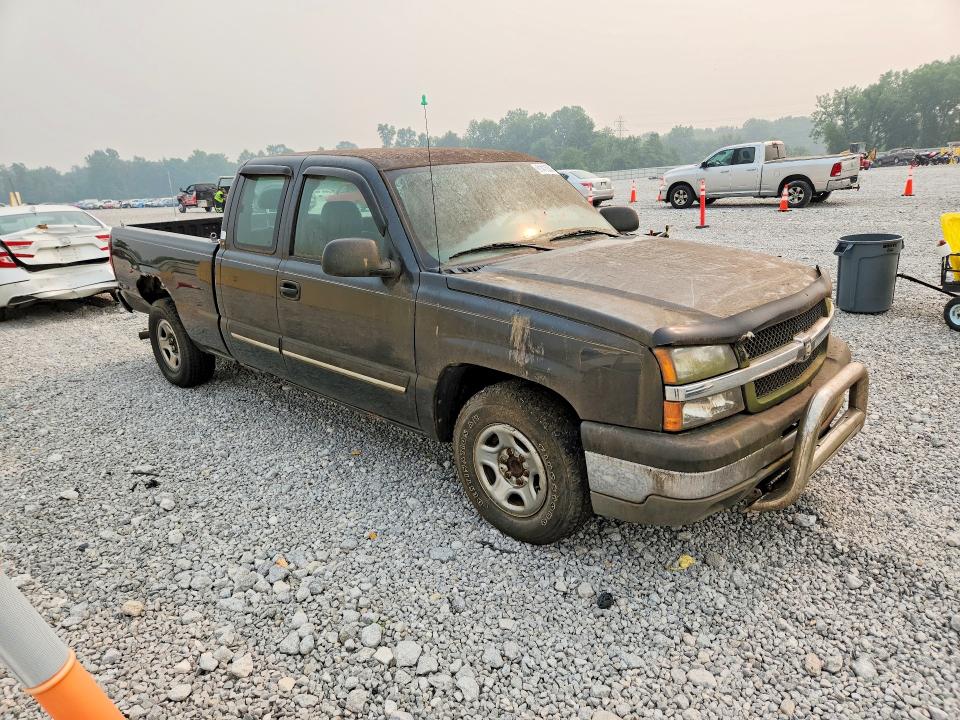 Продаж на аукціоні авто 2004 Chevrolet Silverado, vin: 2GCEC19T241180172, номер лоту: 61415346