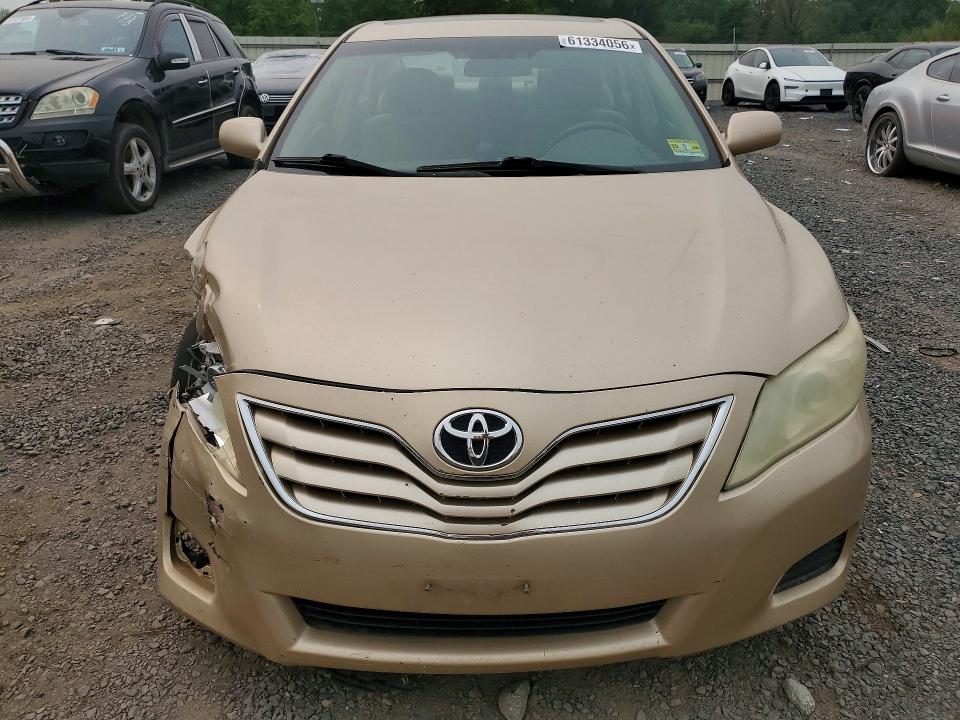 2010 Toyota Camry მანქანა იყიდება აუქციონზე, vin: 4T1BF3EK9AU081654, აუქციონის ნომერი: 61334056