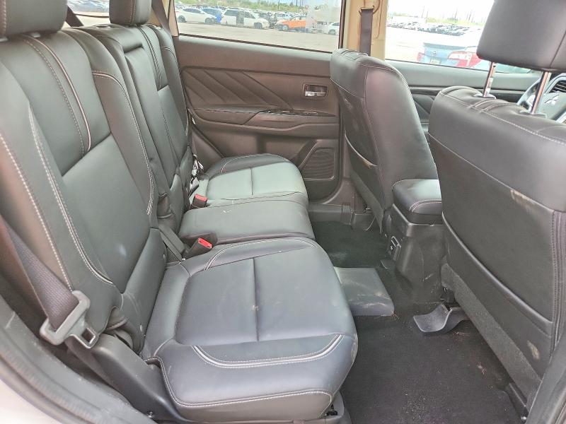 Продаж на аукціоні авто 2018 Mitsubishi Outlander, vin: JA4J24A50JZ035001, номер лоту: 61249346