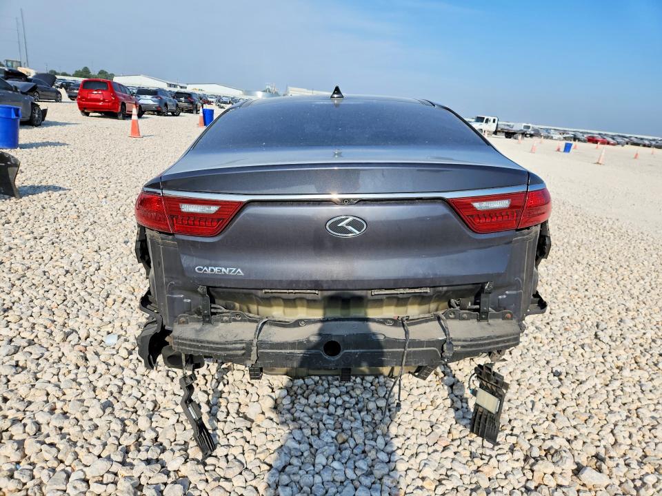62121436 :رقم المزاد ، KNALC4J14H5068560 vin ، 2017 Kia Cadenza مزاد بيع