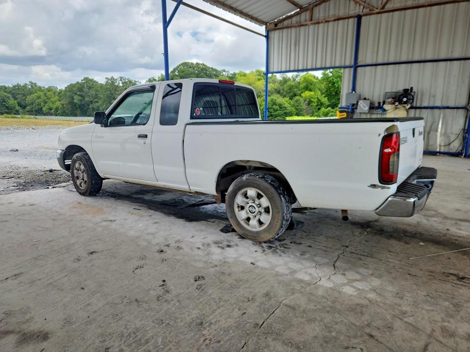 61933116 :رقم المزاد ، 1N6DD26S4YC396144 vin ، 2000 Nissan Frontier مزاد بيع