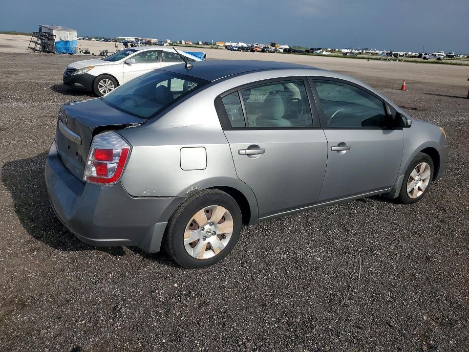 60950506 :رقم المزاد ، 3N1AB6AP1AL645907 vin ، 2010 Nissan Sentra مزاد بيع