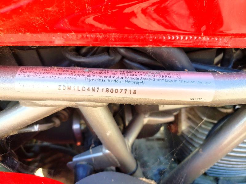 59889656 :رقم المزاد ، ZDM1LC4N71B007718 vin ، 2001 Ducati 900 مزاد بيع